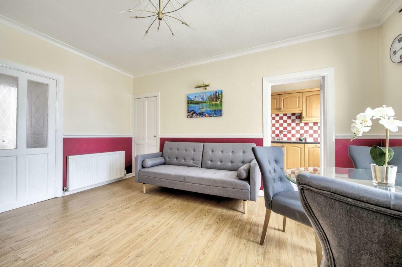 エディンバラ Pilton Avenue Houseヴィラ エクステリア 写真