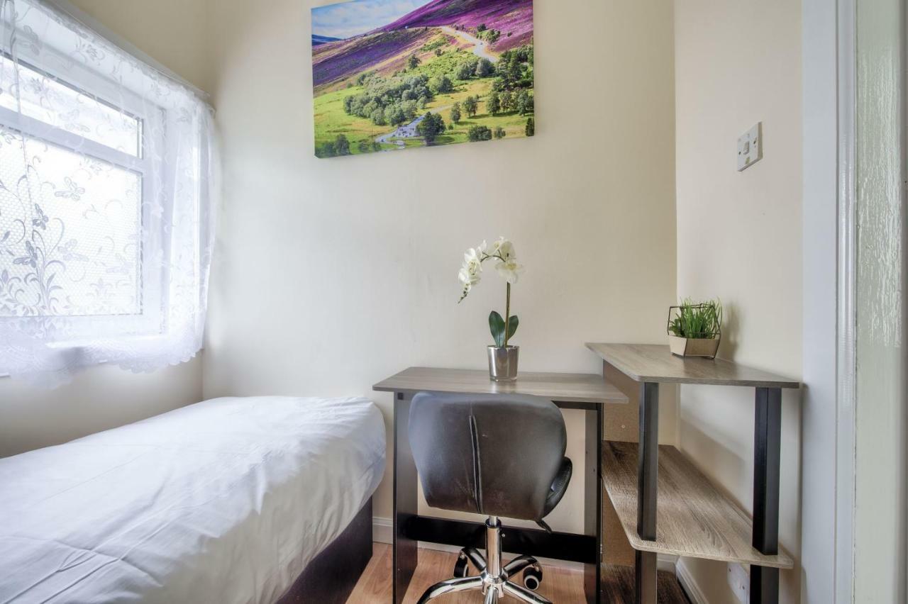 エディンバラ Pilton Avenue Houseヴィラ エクステリア 写真