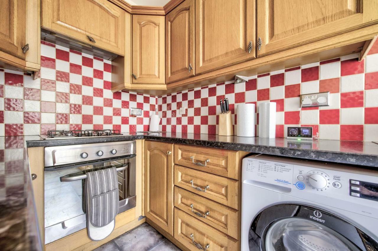 エディンバラ Pilton Avenue Houseヴィラ エクステリア 写真